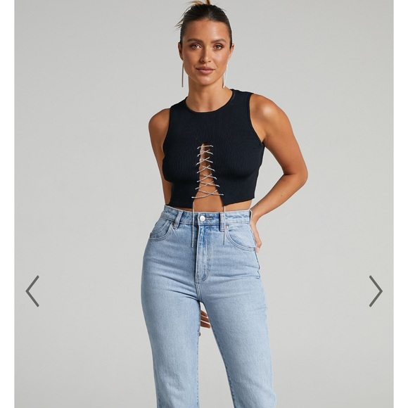 LIONESS - HILTON TANK TOP IN BLACK - Picture 5 of 5